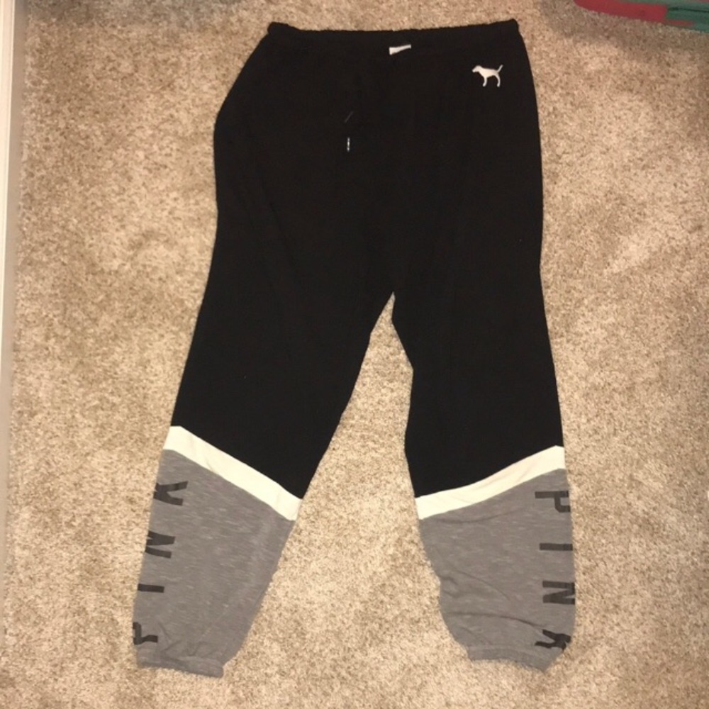 LF: VS Pink Classic colorblock pants